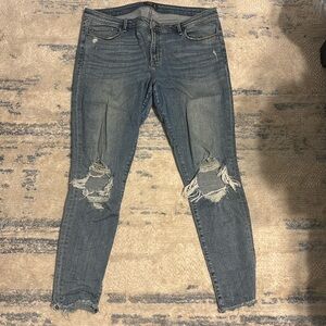 Abercrombie mid rise super skinny Jean Size:33